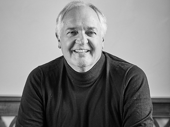 Head shot of Paul Polman